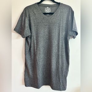 V neck t shirt New